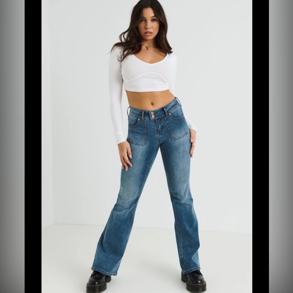 Garage Low-Rise Flare Jeans — size 1 / 25